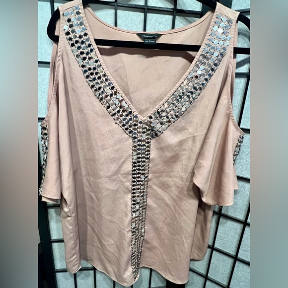 Moda International Sequin Cold Shoulder Blouse - Large - Picture 5 of 6